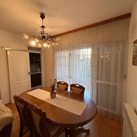 Apartment Kt Centar *